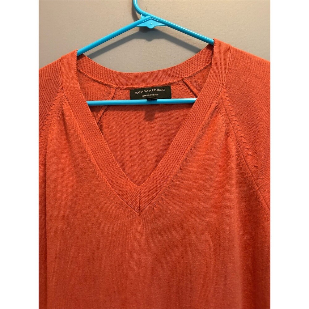 Banana Republic Sweater Mens M Rust Orange Lightweight V-Neck Pullover - Picture 2 of 8